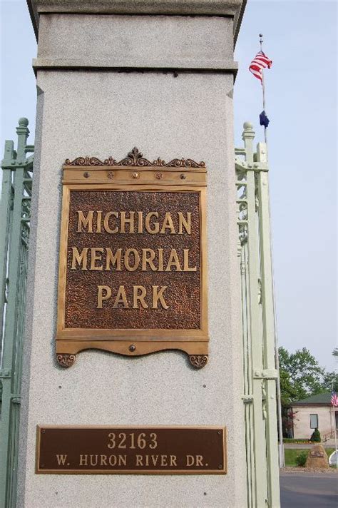 find a grave michigan memorial park